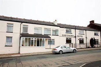 Hawthorn Hotel Radcliffe ภายนอก รูปภาพ