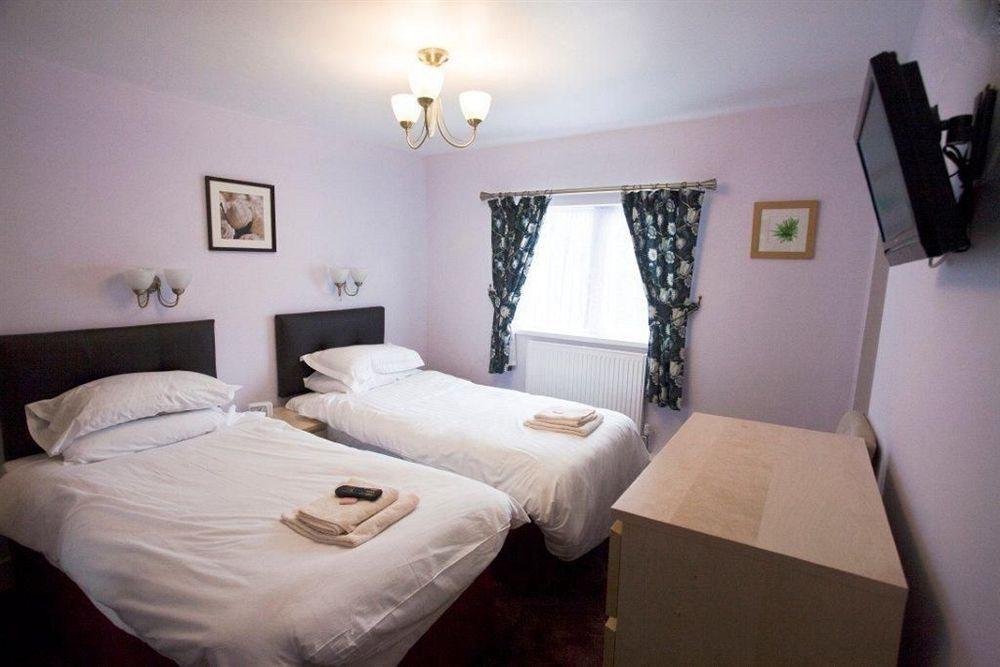 Hawthorn Hotel Radcliffe ภายนอก รูปภาพ