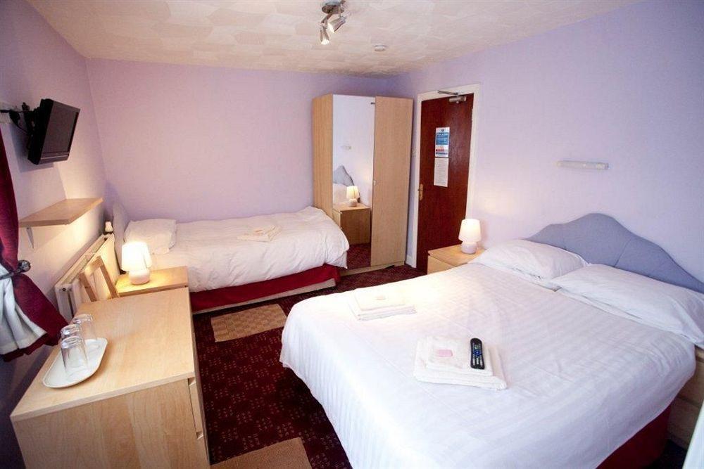 Hawthorn Hotel Radcliffe ภายนอก รูปภาพ
