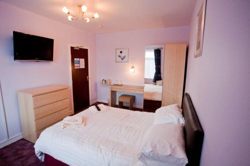 Hawthorn Hotel Radcliffe ภายนอก รูปภาพ